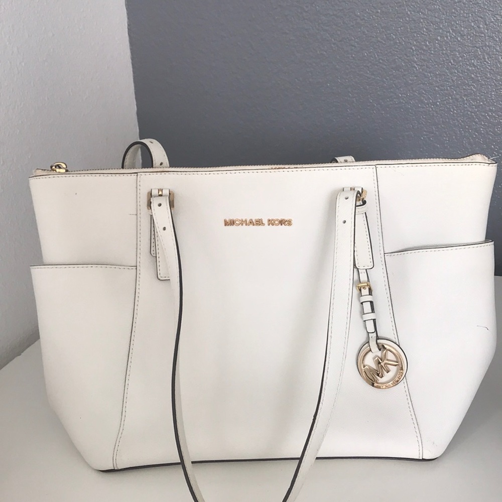 White MICHAEL KORS purse